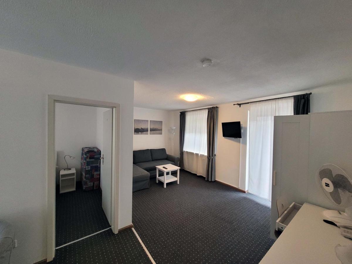 Hotel Restaurant Adria Kroatien Bad Ems Dış mekan fotoğraf