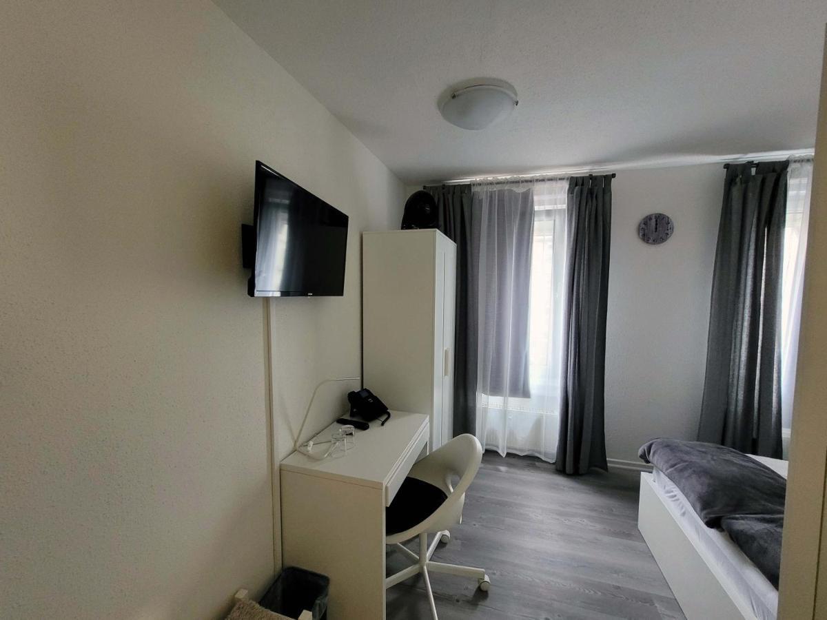 Hotel Restaurant Adria Kroatien Bad Ems Dış mekan fotoğraf